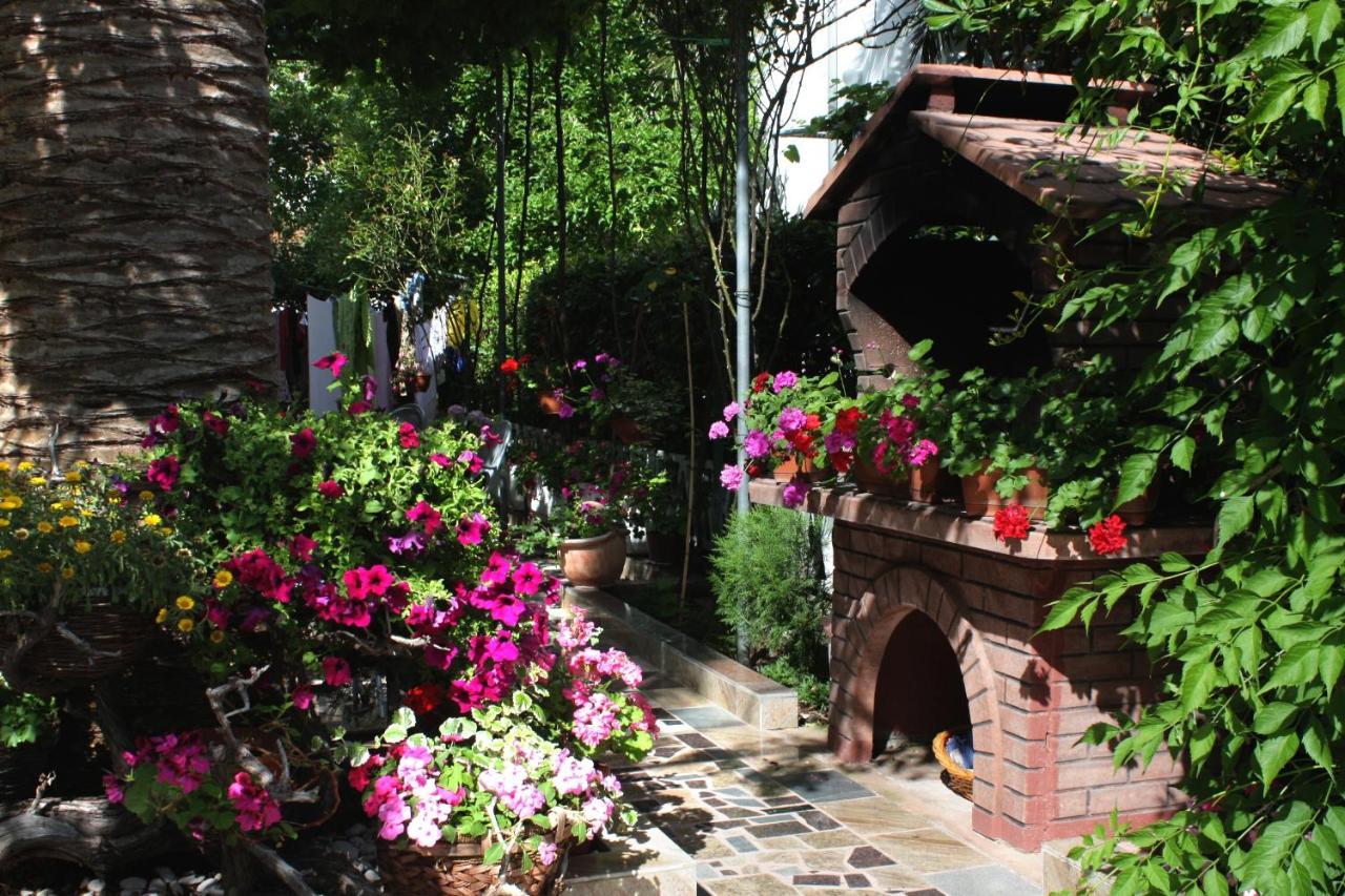 Apartments And Rooms By The Sea Palit, Rab - 5010 Екстериор снимка