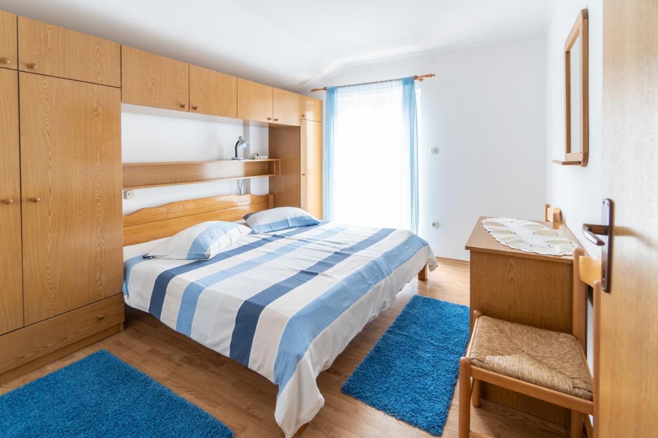 Apartments And Rooms By The Sea Palit, Rab - 5010 Екстериор снимка